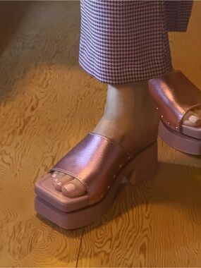 Novus Pink Leather Metallic Platform Slide Sandals